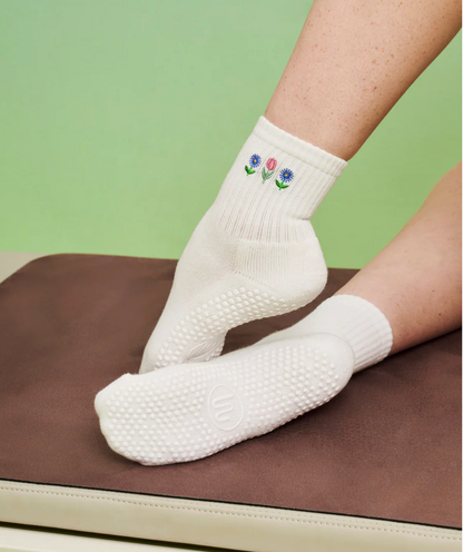 MoveActive Studio Grip Socks — Non-Slip Pilates & Barre