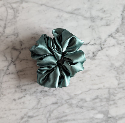 Silk Scrunchie – Regular